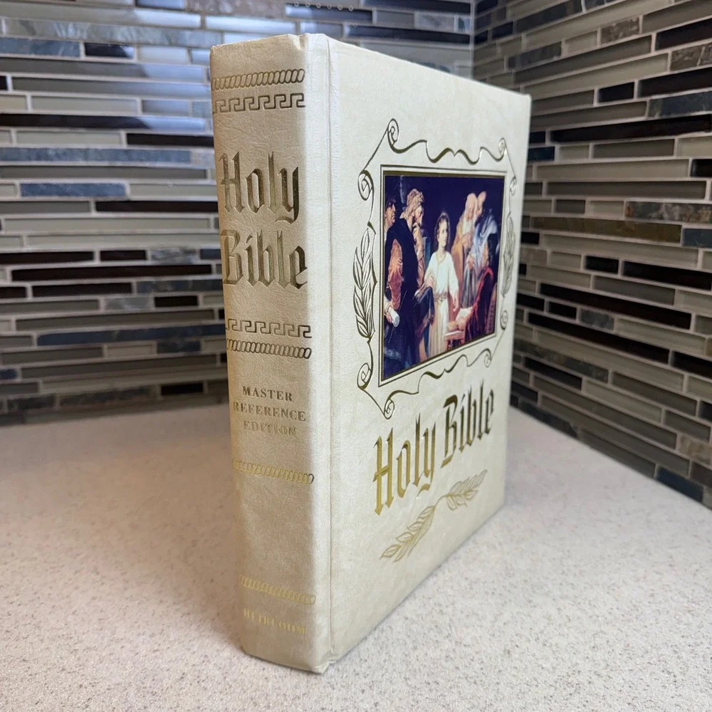 New Heirloom Holy Bible Master Reference Edition KJV Red Letter 1988 Large Print